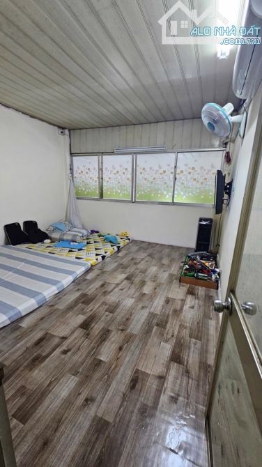 Bán nhà sổ đẹp Hẻm nhựa xe hơi gần nhà thờ Chí Hòa , khu vip , cmt8 - 5