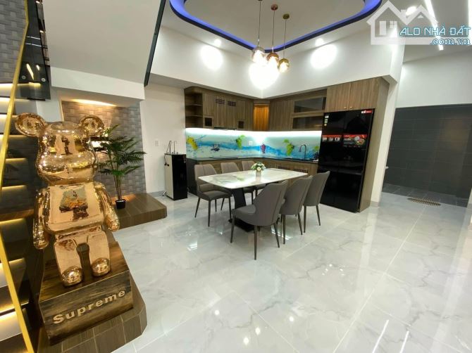 🏠 BÁN NHÀ 1 TRỆT 1 LẦU – GIÁ CHỈ 2 TỶ 1 – CÓ CHỖ ĐỂ Ô TÔ 📍 Diện tích: 4x20m - 5