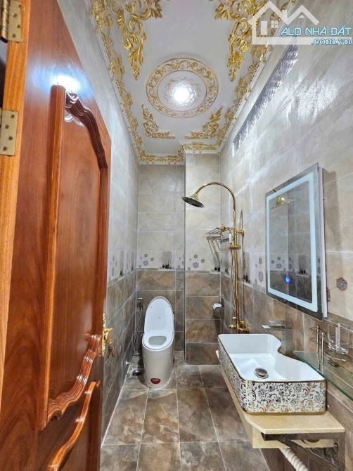 CĂN NHÀ VỚI KHÔNG KHÍ TRONG LÀNH TOẠ LẠC TẠI TRUNG TÂM PHƯỜNG LÁI THIÊU TP HCM - 5