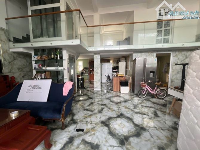 Gấp bán nhà Thủ Đức, 4 tầng, dt 130m2, giá 10 tỷ, gần Kha Vạn Cân. - 5