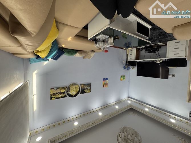 BÁN NHÀ PHÂN LÔ NGUYỄN CHÍ THANH,50m2 x 6 TẦNG,THANG MÁY,GARA OTO,TẶNG FULL NỘI THẤT. - 5