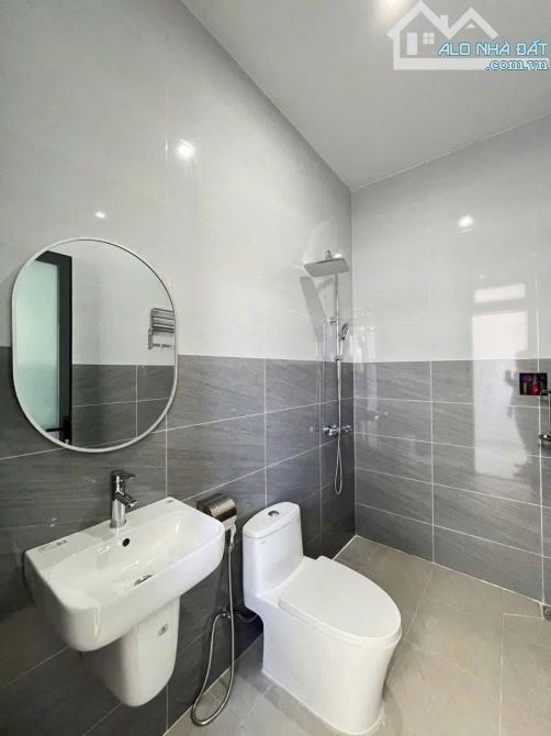 nhà cấp 4 giá 1ty450 nằm ngay KDL Bửu Long Biên Hoà sổ riêng thổ cư đường 6m - 5