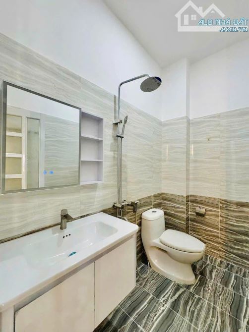 Bán nhà 1 trệt 2 lầu đường Phan Đăng Lưu - Ngã Ba Sở Gà - 5