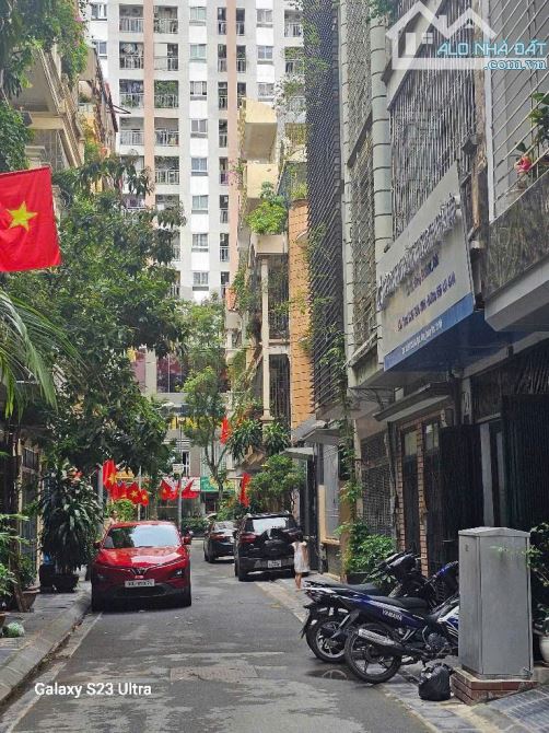 Bán CCMN Cầu Diễn 40m² – 9 phòng khép kín – sát ô tô tránh– dòng tiền 450tr/năm– nhỉnh 8 t - 5