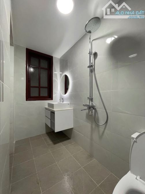 Bán Nhà Phạm Tuấn Tài 55m, 8 Tầng, MT 5m, Ô tô tráng Kinh Doanh - Dòng tiền 60Tr/tháng - 5