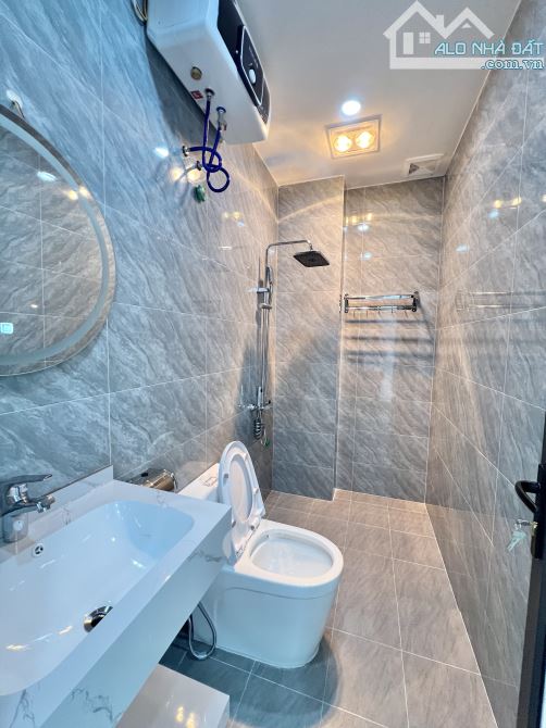 ✨ BÁN NHÀ 3 TẦNG MỚI TINH HƯỚNG ĐÔNG NAM – NGÕ CHỢ 208 NGUYỄN TRUNG THÀNH, HÙNG VƯƠNG - 5