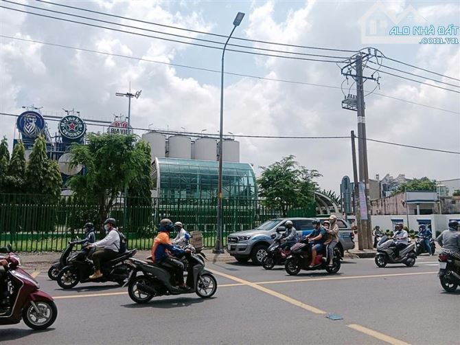 🏯HT35  NHÀ BÁN  XE HƠI VÀO TẬN CỬA – ĐỐI DIỆN BIA TIGER, LÊ VĂN KHƯƠNG Q12🌹895A7F.65 – D - 5