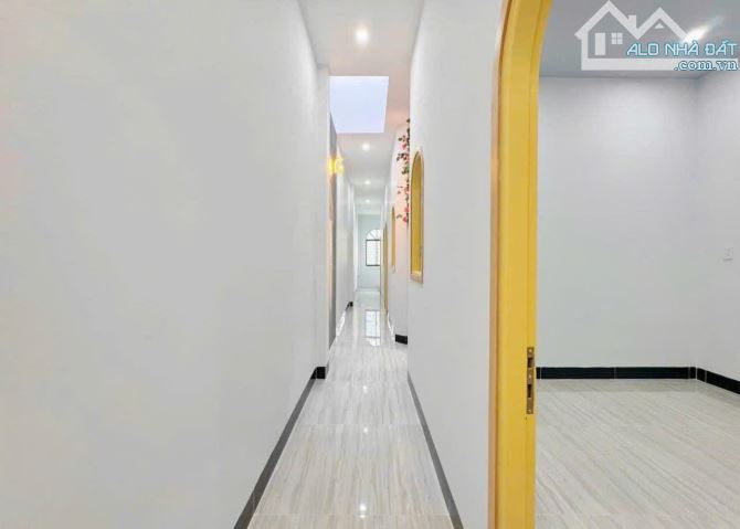Nóng Hổi ! Bán nhà đẹp ở Thới Tam Thôn Hóc Môn 4x20 ( 80m2 ) 810 TRIỆU SỔ HỒNG RIÊNG ĐỦ - 5