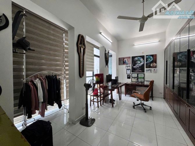 NHÀ ĐẸP LÔ GÓC 3 MẶT THOÁNG 220M² ĐÔNG QUAN CẦU GIẤY 2 KHỐI NHÀ RIÊNG GIÁ 47 TỶ - 5