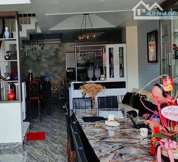Bán nhà Nguyễn khoái doanh thu khủng 50tr/thg 82m nhỉnh 12t - 5