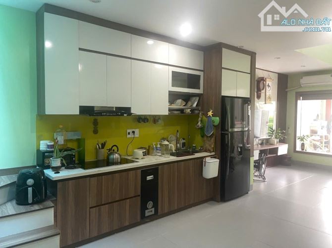 🏡. Bán nhà 2 tầng trục chính Hàm Nghi - 5