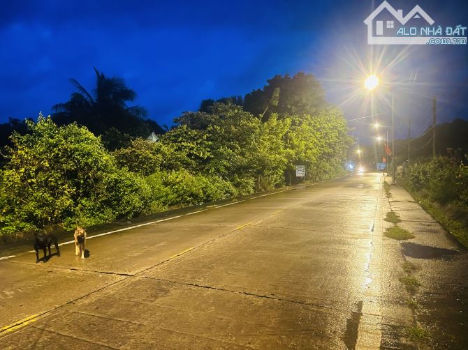 CẦN BÁN 516M2 CÓ 120M2 THỔ CƯ ĐƯỜNG TRƯỚC ĐẤT RỘNG 7 MÉT GIÁ 3 TỶ - 5