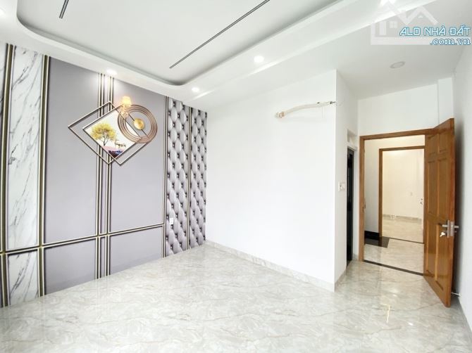 CHIẾN LƯỢC, 4x12, 5TẦNG, HXH THÔNG, NỞ HẬU 8M, GIÁP TÂN PHÚ, GẦN AEON, CHỈ 6.X TỶ - 5