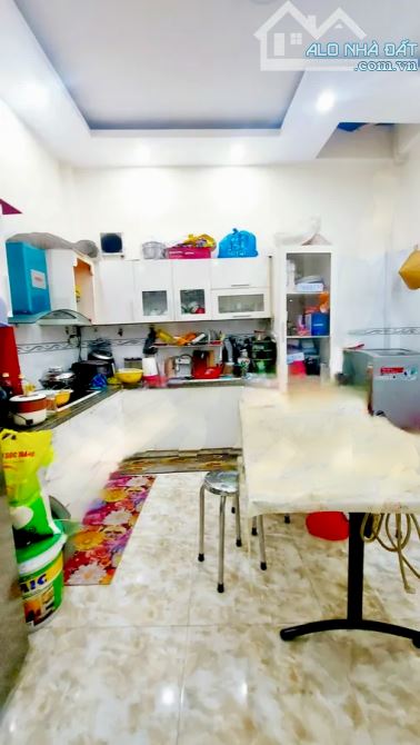 Bán 🏡 sạch đẹp 3Tầng gồm 4 Phòng  4 tỷ đường Lưu Hữu Phước Q8 đầy đủ tiện ích xung quanh. - 2
