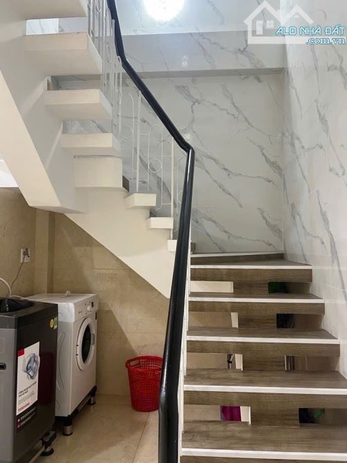 HXH 7 CHỔ 1 TRỤC - SÁT MT - CHU VĂN AN - P26 BÌNH THẠNH - NHÀ 3 TẦNG - 81M2 - CHỈ 13.9T TL - 5