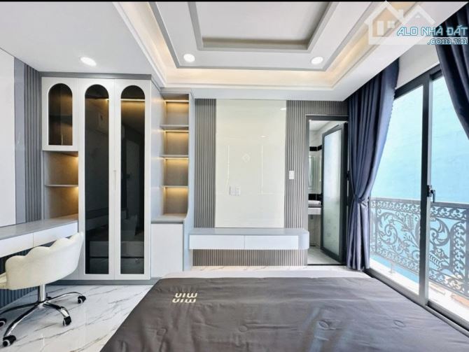 Bán Nhà Gò Vấp - Mặt Tiền Kinh Doanh - Xe Hơi Ngủ Nhà - 5 Tầng - Chỉ 9.X Tỷ - 5