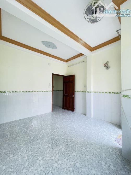 43m2 - 4 tầng - 5.2 tỷ, ngay Emart, Gò Vấp - 5