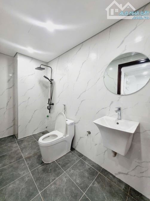 Bán nhà phố Nguyễn Khánh Toàn, Cầu Giấy, 67m2, 7tầng, thang máy, kinh doanh, vỉa hè, 29 tỷ - 5
