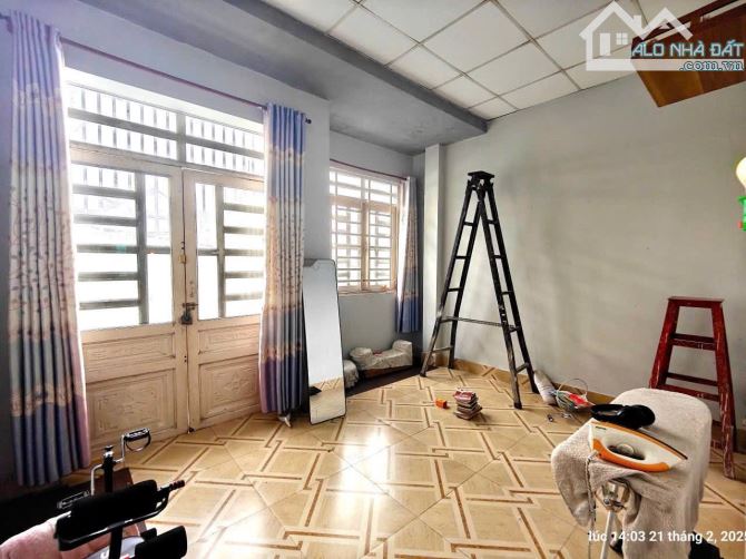 Bán nhà SHR 2 tầng 70m2  HXH Tân Hiệp Hóc Môn chỉ 2 tỷ - 5