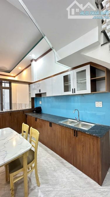 CHỦ GỞI BÁN NHÀ 1 TRỆT 1 LẦU NGAY UBND P.AN BÌNH,3,6X15=52,4M2,TCƯ 100%,TRẦN QUỐC TOẢN - 6