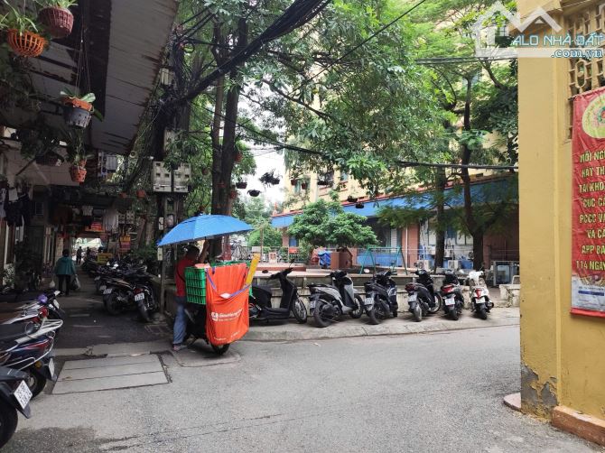 BÁN GẤP CH TẬP THỂ VIP1 – THANH XUÂN BẮC, KHUẤT DUY TIẾN. 75M² – 2PN. 3,3 TỶ - 6