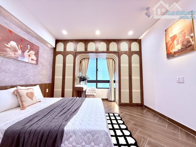 NHÀ 5 TẦNG THANG MÁY, XE HƠI NGỦ TRONG NHÀ - ĐƯỜNG PHẠM VĂN CHIÊU - DT56 M - GIÁ 9.9 TỶ - 6
