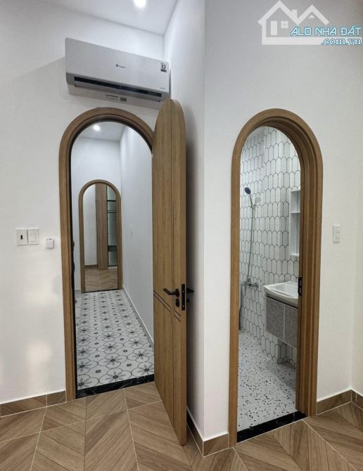 GIÁ TỐT 5TỶ750 CN 72M2(5x14,4M) NGAY CAO THẮNG, P5, QUẬN 3. NHÀ HOÀN CÔNG CHO THUÊ 28TRIỆU - 6