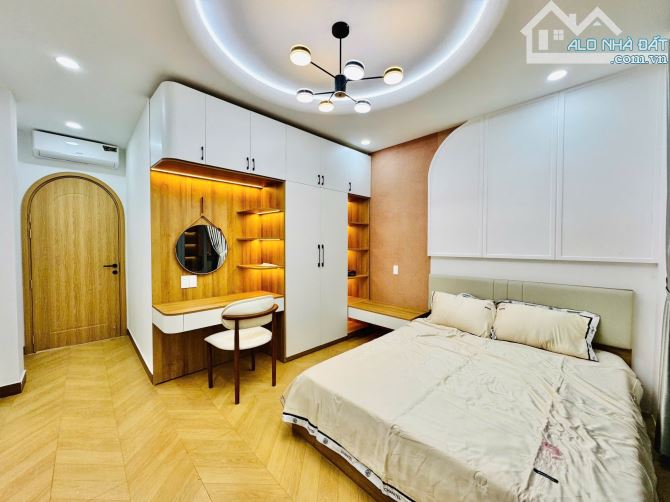 KHAN HIẾM! Bán nhà HXH Bùi Hữu Nghĩa, P2, DT 4x11m, 4 lầu, 4PN full nội thất, giá 8.85 tỷ - 6