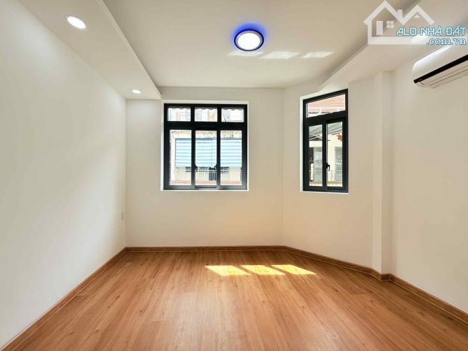 🌸🌸BÌNH QUỚI PHƯỜNG 28 BÌNH THẠNH 🌹MẶT TIỀN KINH DOANH - 45M2 - CÁCH LANDMARK 15 PHÚT - - 6