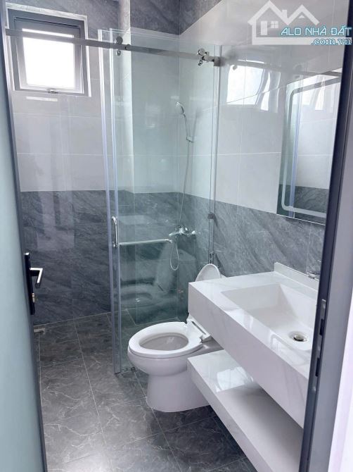 Nhà 4 tầng trung tâm Tp Đà Lạt.Sát bên Điểm du lịch: Biệt thự Hằng Nga - 6