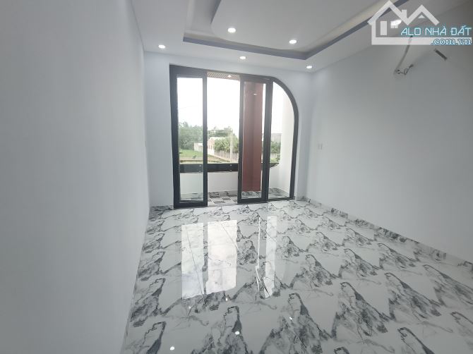 MẶT TIỀN ĐƯỜNG NỘI BỘ 6M THÔNG TỨ TUNG CÁCH ĐƯỜNG DT 835D CHỈ 50M - 6