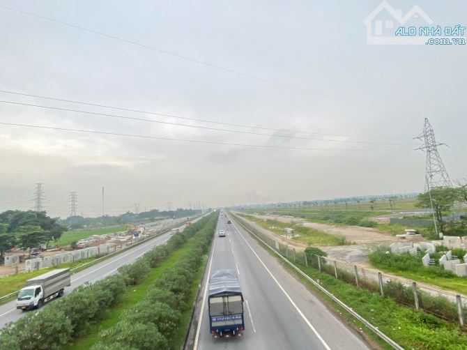 Bán gấp đất Thiết Bình Thư Lâm, mặt tiền rộng 10m, ô tô vào tận đất, rẻ hơn TT 5 giá - 6