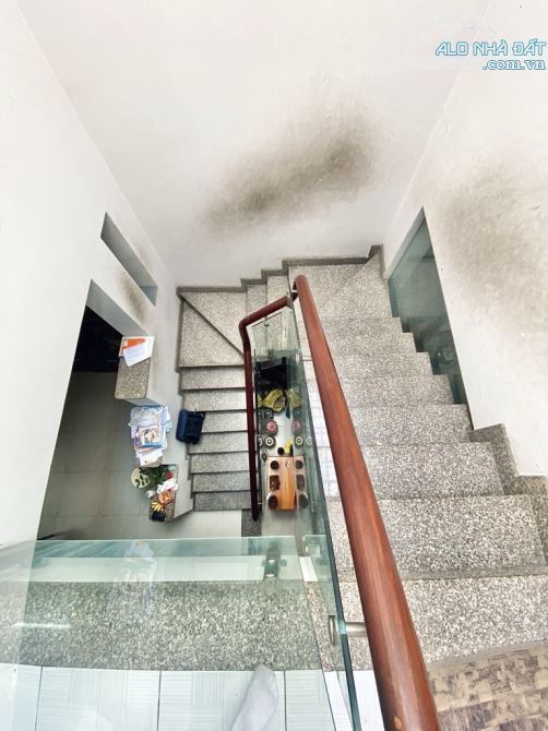 Bình Tân Bán gấp Nhà giáp Aeon Tân Phú -  70m2-Nở hậu-3tầng-Hẻm 8m-Nhỉnh 6 tỷ - 6