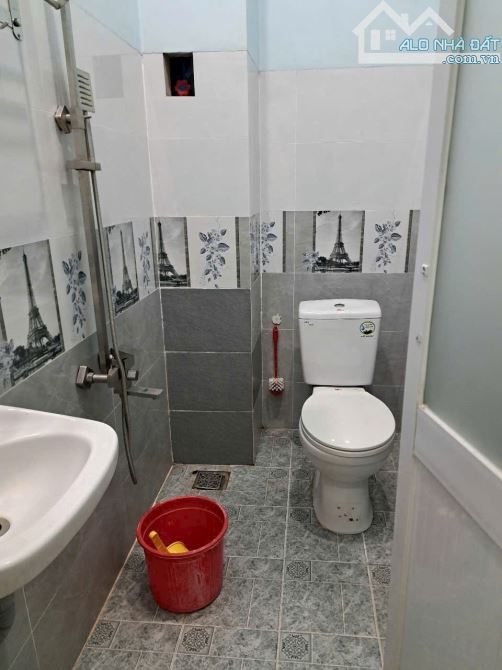 Nhà 1 trệt 1 lầu Phú Mỹ - Thủ Dầu Một - 6