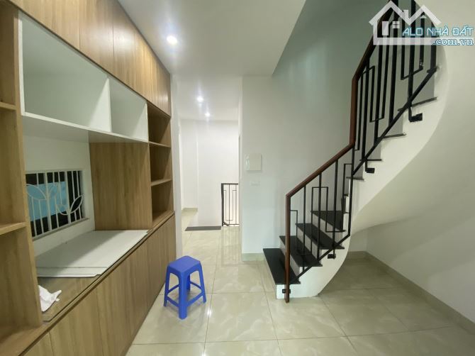 BÁN NHÀ HÒA BÌNH. DT 32M, 5T, MT 3,5M, GIÁ 6 TỶ. - 6