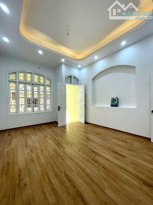BÁN NHÀ NGÕ TRUNG TIỀN - KHÂM THIÊN - 54M - 22,5 TỶ - PHÂN LÔ - VỈA HÈ - Ô TÔ TRÁNH - 6