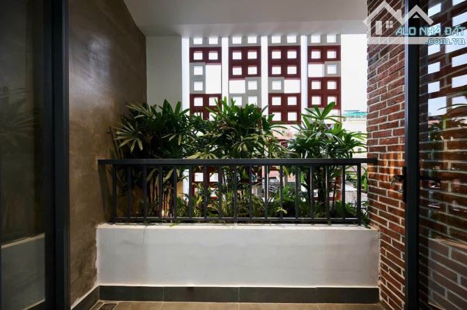 Mặt tiền hẻm xe tải Bùi Thị Xuân, Tân Bình. Giá 5 tỷ 770/ 81,7m2 (5mx16,32m). 3,5 tầng - 6