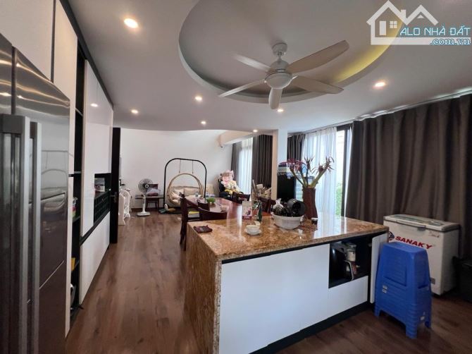 Đẹp Xịn Xò - Ô Tô Trong Nhà - Thang Máy Trần Quang Diệu - Dt: 67m2/7tầng/6mMT *nhỉnh 33 tỷ - 6