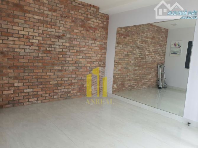 VILLA ĐẦY ĐỦ NỘI THẤT KHU ĐÔ THỊ AN PHÚ GIÁ 50 TRIỆU HẦM 3 LẦU - 6