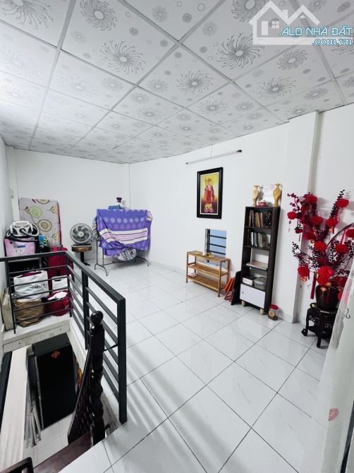 📣🔥🕍QUẬN 6 ĐƯỜNG BÃI SẬY CÁCH 10M RA MẶT TIỀN , CĂN GÓC SHR HOÀN CÔNG ĐỦ 72,8M2 💰👉3,98 - 6