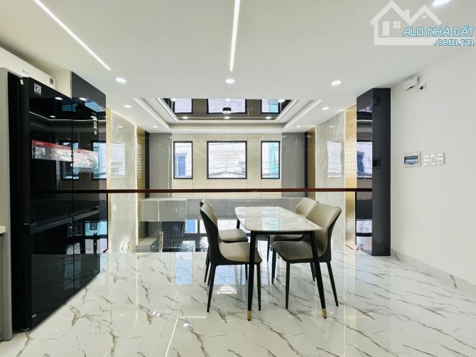 Nhà mới HXH sau căn MT Huỳnh Khương An P.An Nhơn 5 tầng giá 9.8 tỷ - 6