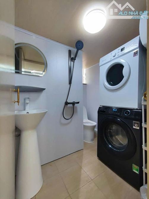Cho thuê căn hộ tập thể phố Lê Thánh Tông, Hoàn Kiếm – Gần Nhà Hát Lớn, 3PN, Full nội thất - 6