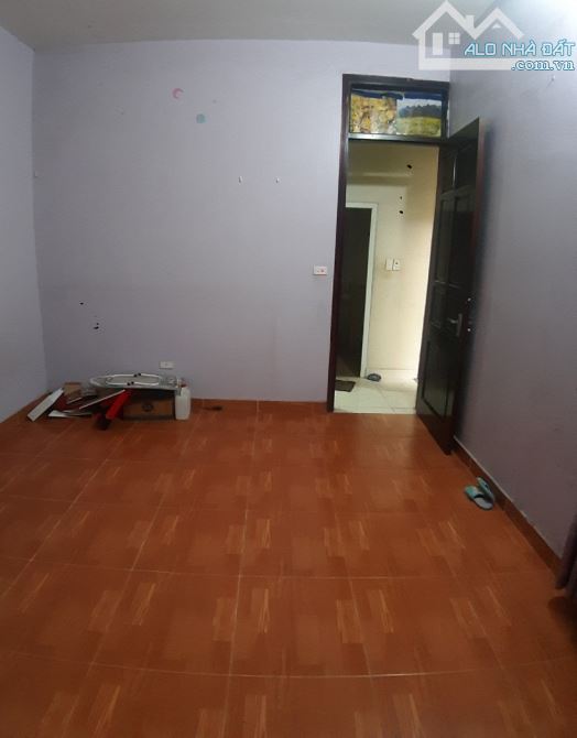 Cho thuê nhà riêng ngõ 28 đường Võ Chí Công, Dt 100m2 xây 70m x 3 tầng riêng biệt - 7