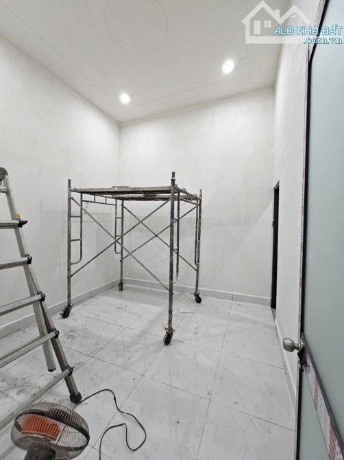 Nhà cấp 4 hẻm ô tô thông gần chợ Dĩ An 1, sổ riêng, 2841 Dĩ An - 7