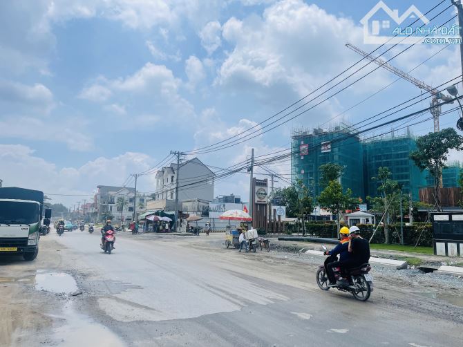 Bán Nhà VĂN PHÒNG 5 TẦNG Mặt tiền đường LÒ LU TRƯỜNG THẠNH Q9 DT: 80m2 Giá 14.5 Tỷ - 7