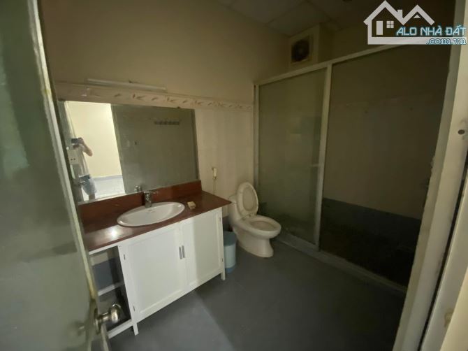 Cho thuê nhà đường số 7B, Bình tân khu Tên Lửa, 6 ngủ, 7wc, thang máy, 6x20m - 7