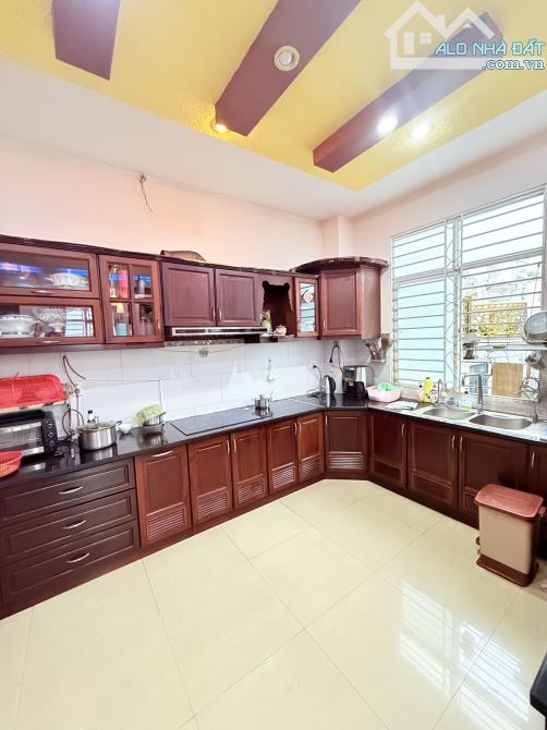 🏘️ MẶT TIỀN TRẦN HƯNG ĐẠO TÂN PHÚ - GẦN 90M2 - NGANG KHỦNG GẦN 7M NỞ HẬU - 5 TẦNG - CHỈ 1 - 7