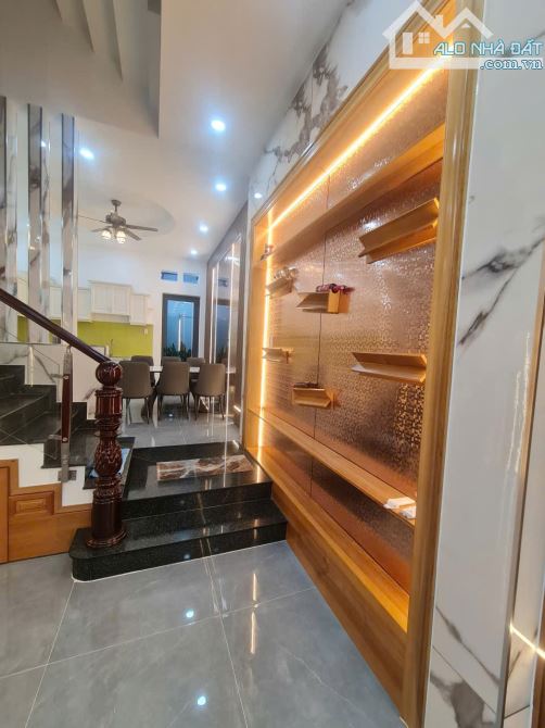 Bán nhà 1 xẹt Thới An 04, đường rộng 5m, (4x15,5) đúc trệt, 2 lầu, 4PN,  Q12 - 7