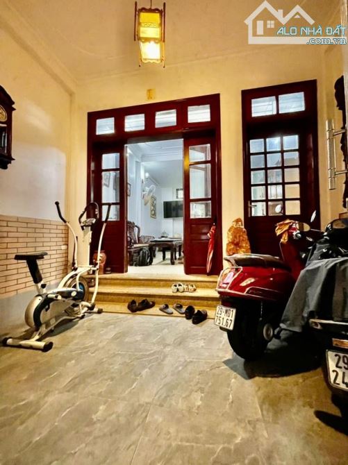 CẦU GIẤY – 41M² – 6 TẦNG – THANG MÁY – PHÂN LÔ – 20M RA PHỐ LỚN – GIÁ MỚI 14.6 TỶ - 7