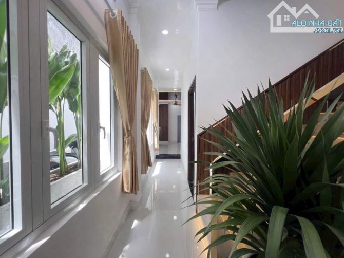 Nhà đẹp 5.5x22 Huỳnh Tấn Phát, 4PN siêu rộng, nở hậu tài lộc, hẻm ô tô, chỉ hơn 6 tỷ - 7